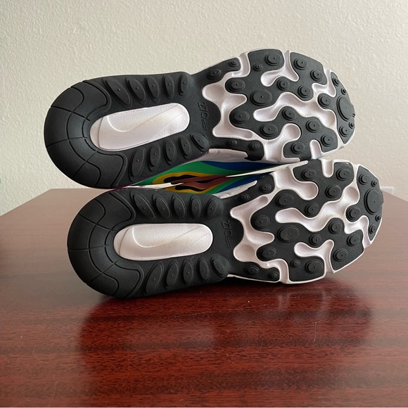 Nike Air 70 React Multicolor Big Kids Sneakers - Picture 5 of 7